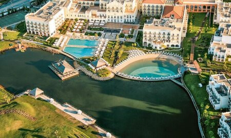 Blue & Green Lake Spa Resort